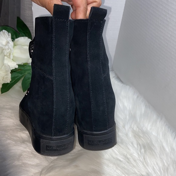 J SLIDES - WOMEN'S WHITNEY BOOTS - BLACK SUEDE SIZE 7.5M - Picture 11 of 17